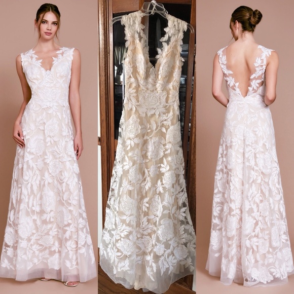 Tadashi shoji cecila lace tulle bridal dress FINAL PRICE NO OFFERS CONSIDERED
